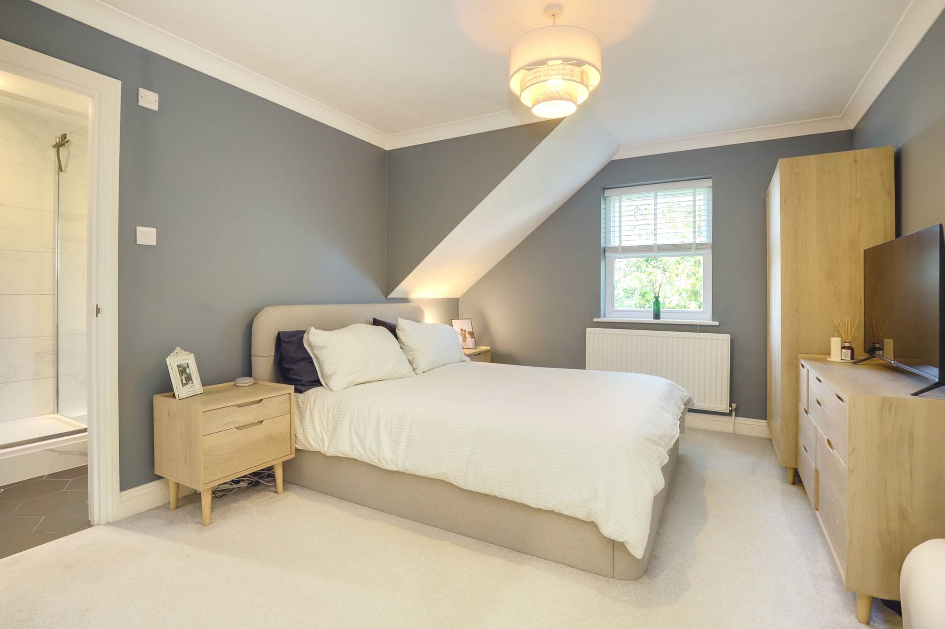 Eastcliff, The Warren, Reading, Image 2