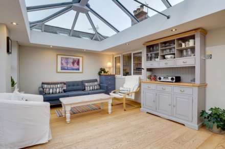 Clifton Park Road, Caversham, Image 10
