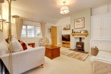 Clifton Park Road, Caversham, Image 13