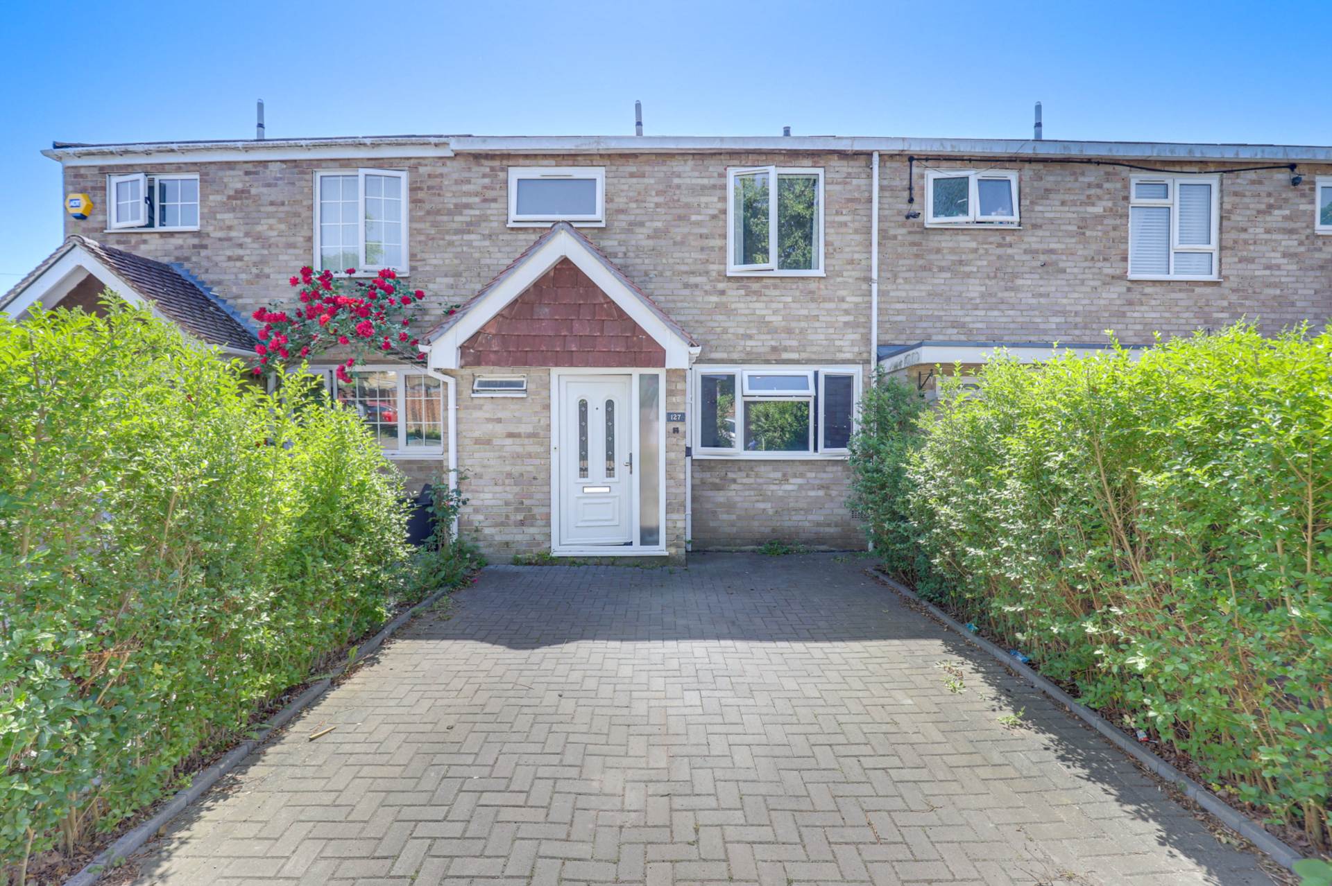 Grove Road, Emmer Green, Image 1