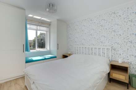 Grove Road, Emmer Green, Image 8