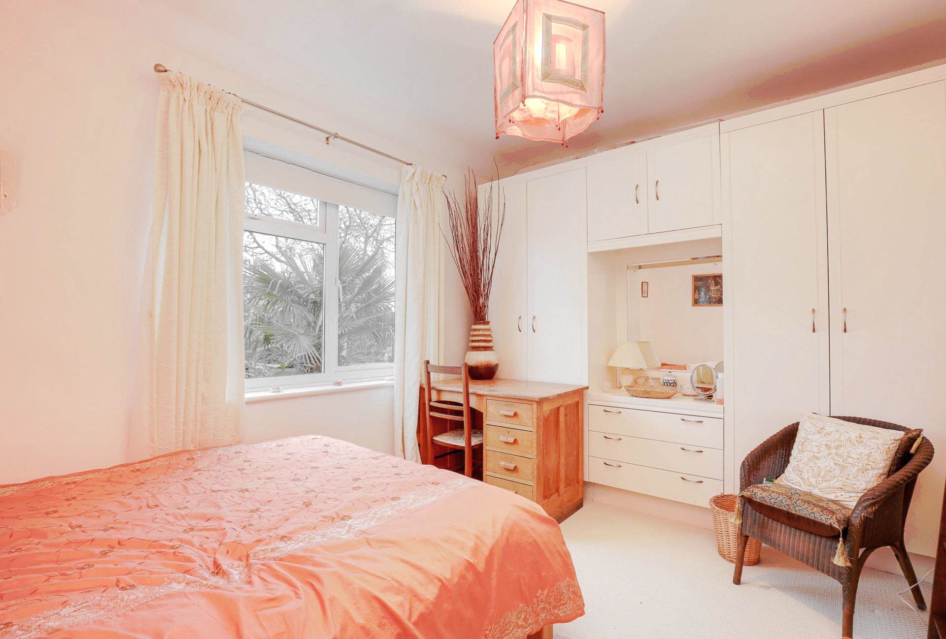 Mayfield Drive, Caversham, Reading, Image 9