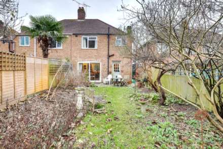 Mayfield Drive, Caversham, Reading, Image 5
