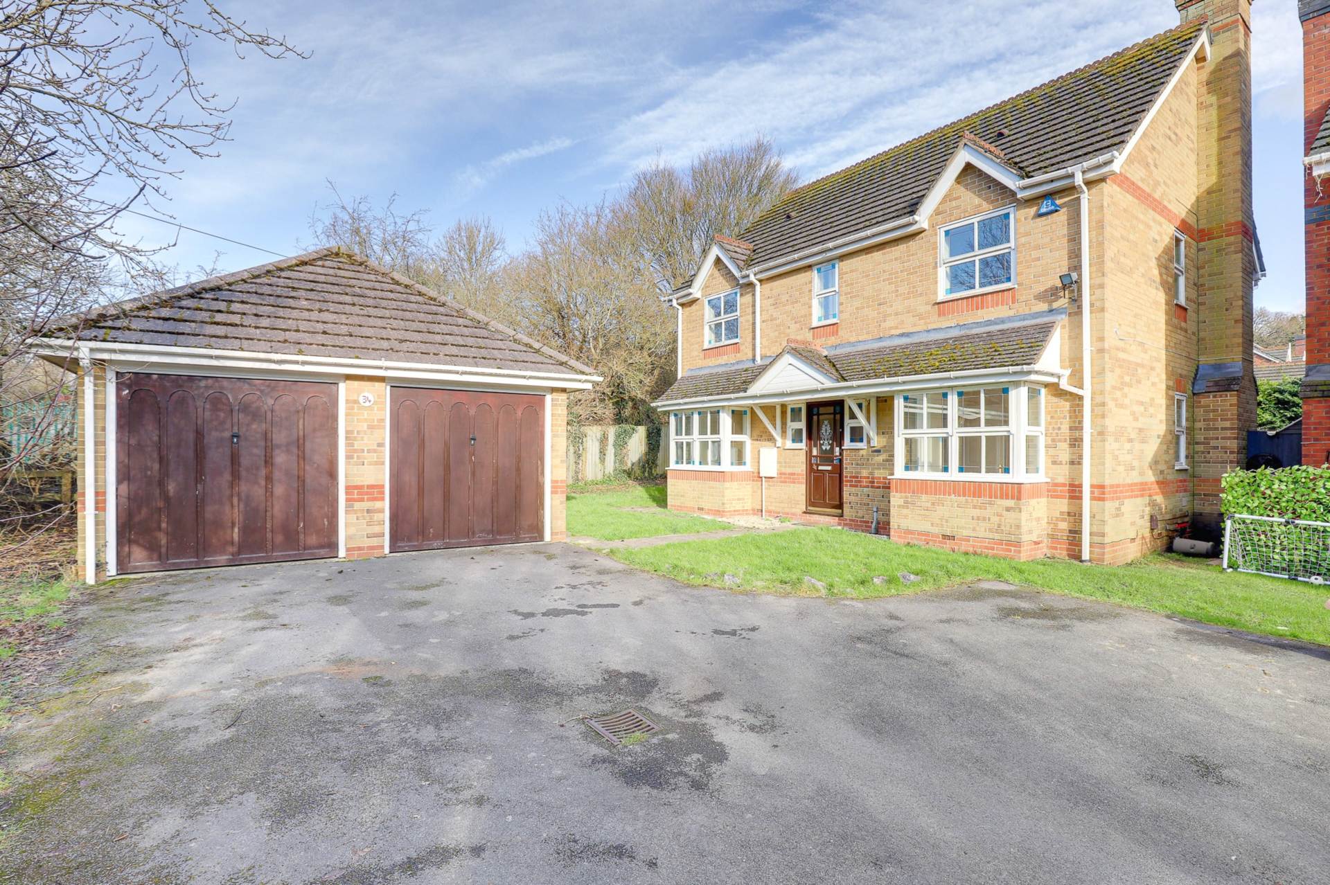 Aberaman, Emmer Green, Reading, Image 1
