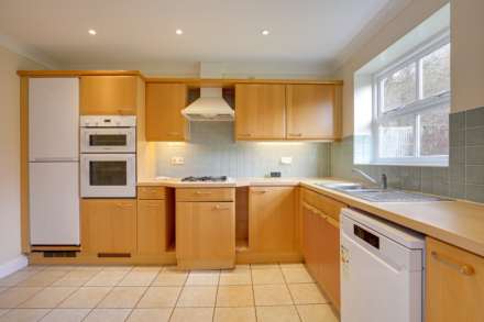 Aberaman, Emmer Green, Reading, Image 5