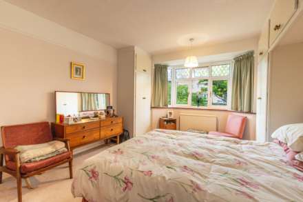 Wincroft Road, Caversham Heights, Image 11