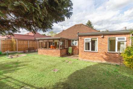 Wincroft Road, Caversham Heights, Image 17