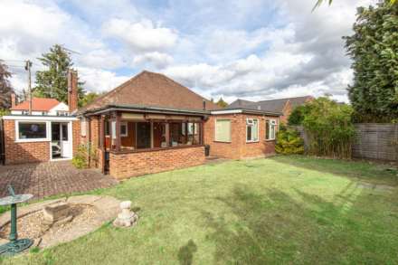 Wincroft Road, Caversham Heights, Image 2