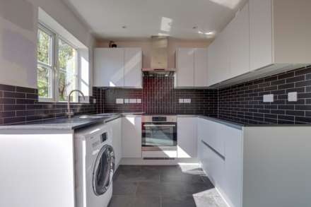 Dickens Close, Caversham, Image 12