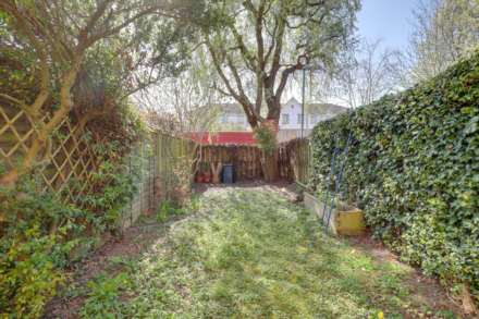 Dickens Close, Caversham, Image 13