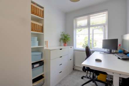 Hemdean Road, Caversham, Image 16