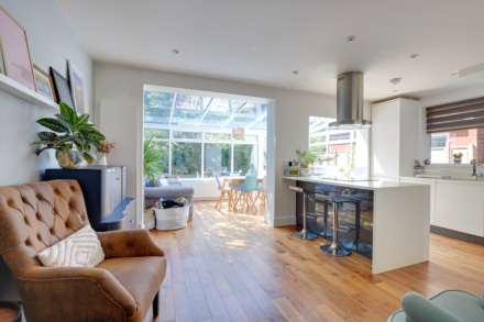 Hemdean Road, Caversham, Image 2