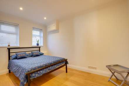 Henley Road, Reading, Image 6