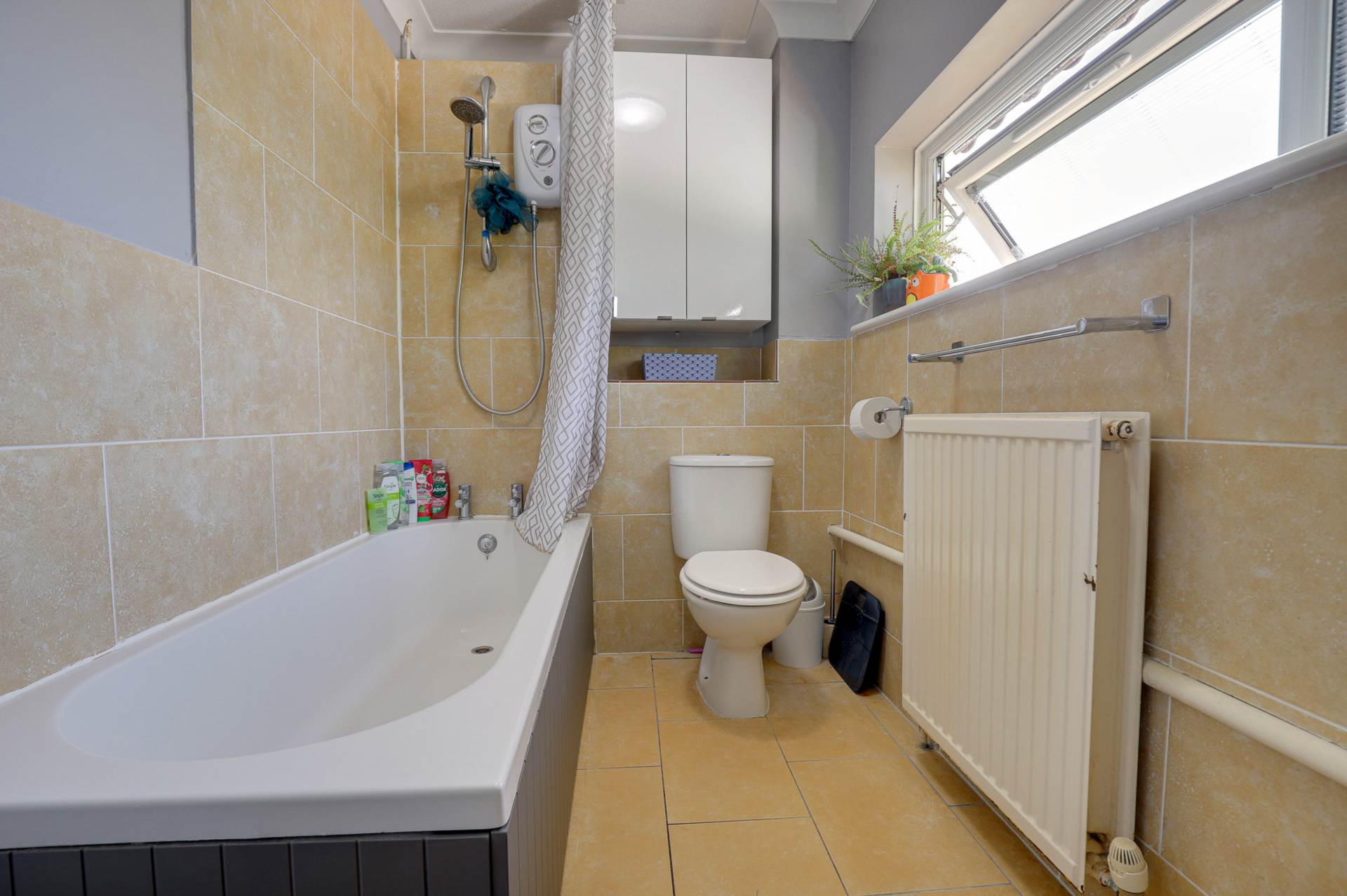Woodcote Road, Caversham Heights, Image 22