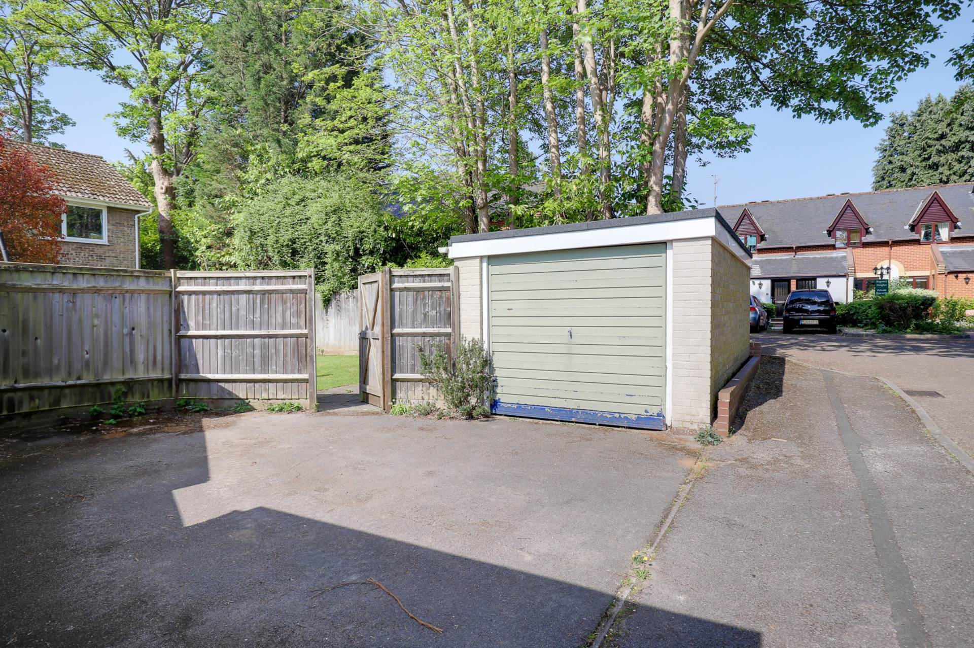 Woodcote Road, Caversham Heights, Image 31