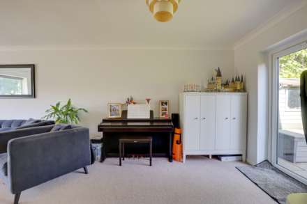 Woodcote Road, Caversham Heights, Image 15