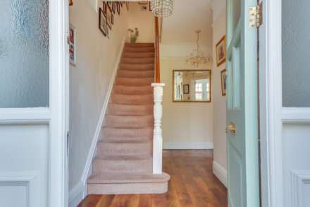 Kidmore Road, Caversham Heights, Image 11