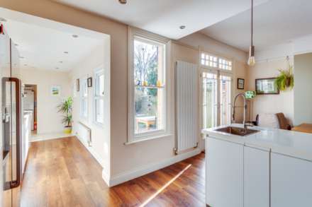 Kidmore Road, Caversham Heights, Image 17