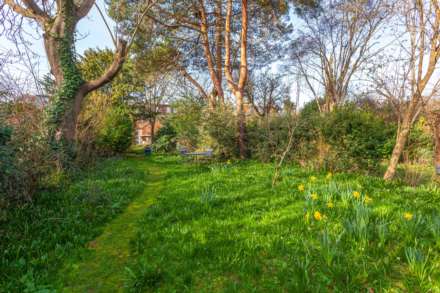 Kidmore Road, Caversham Heights, Image 32