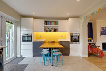 Peppard Road, Emmer Green, Image 19