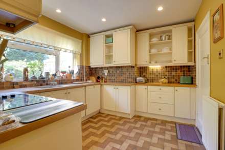 Kidmore End Road, Reading, Image 11