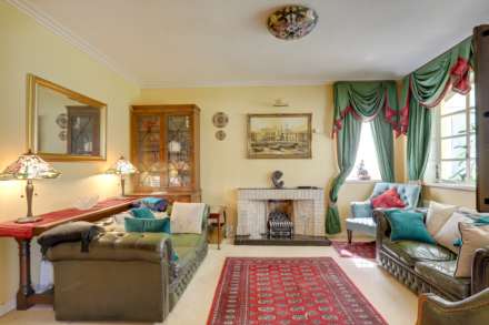 Kidmore End Road, Reading, Image 14