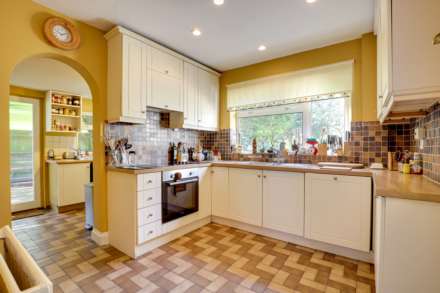 Kidmore End Road, Reading, Image 3