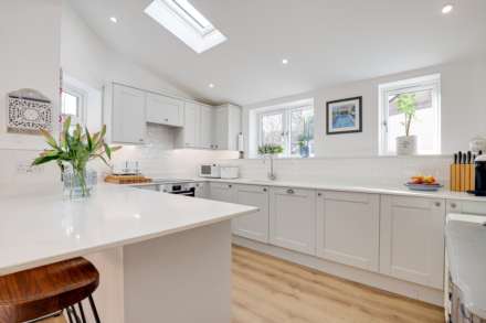 Hemdean Road, Caversham, Image 10