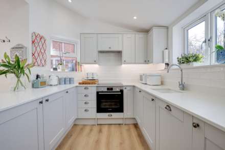 Hemdean Road, Caversham, Image 11