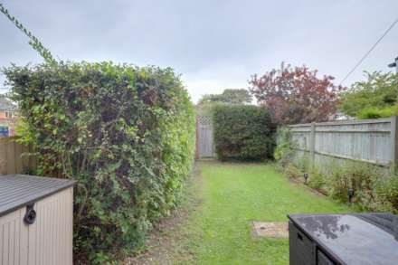 Douglas Road, Caversham, Image 19