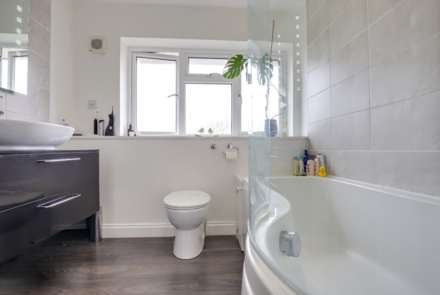 Douglas Road, Caversham, Image 9