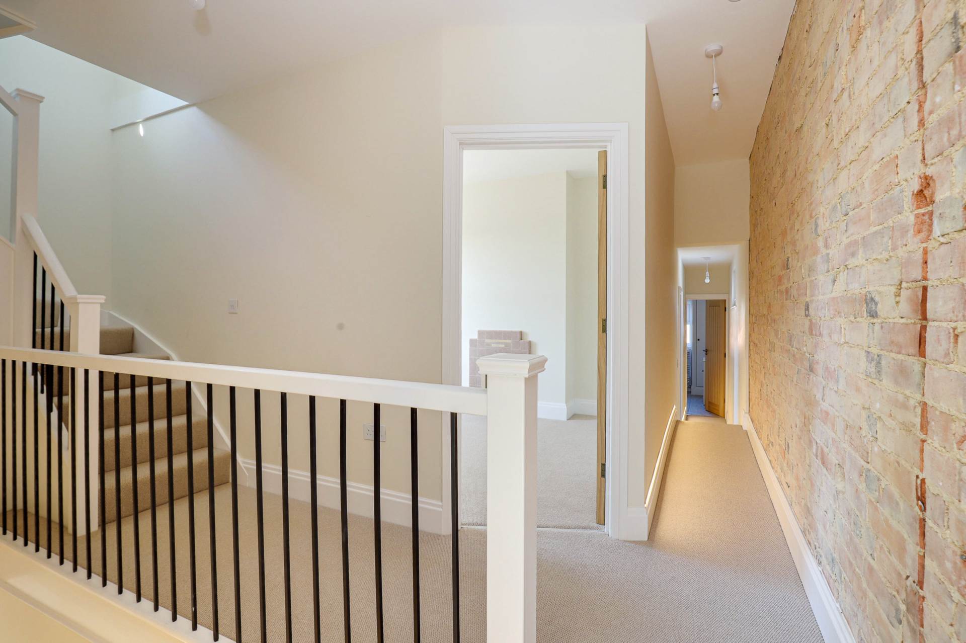 Hemdean Road, Caversham, Image 17
