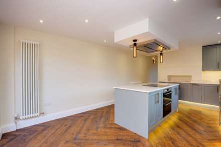 Hemdean Road, Caversham, Image 13
