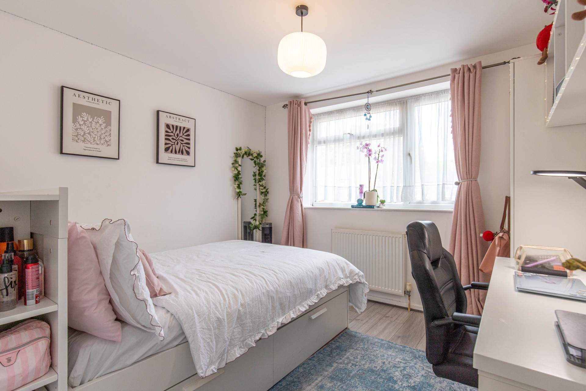 Ibstone Avenue, Caversham Park Village, Image 6