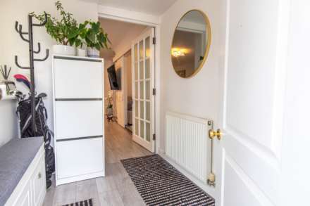 Ibstone Avenue, Caversham Park Village, Image 10
