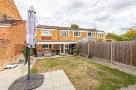 Ibstone Avenue, Caversham Park Village, Image 21