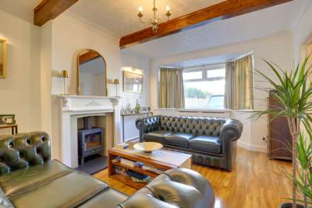 Onslow Gardens, Caversham, Image 3