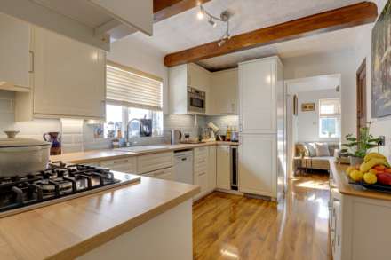 Onslow Gardens, Caversham, Image 5