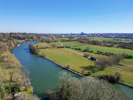 The Warren, Reading, Image 4