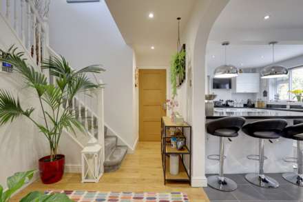 Rotherfield Way, Emmer Green, Image 14