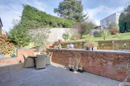 Rotherfield Way, Emmer Green, Image 26