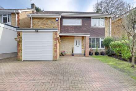 Rotherfield Way, Emmer Green, Image 30