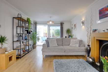 Rotherfield Way, Emmer Green, Image 7
