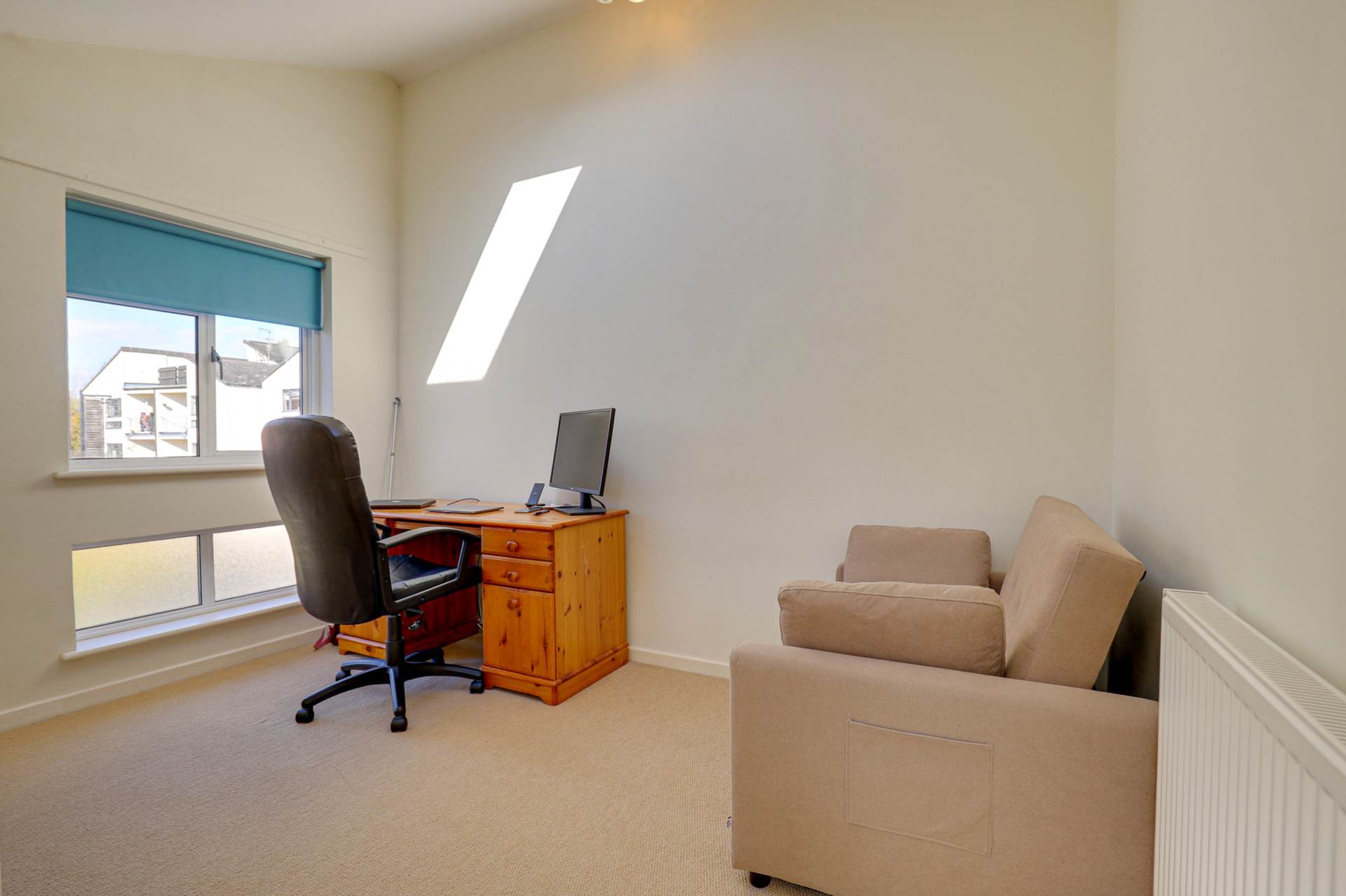 Field View, Caversham, Image 15