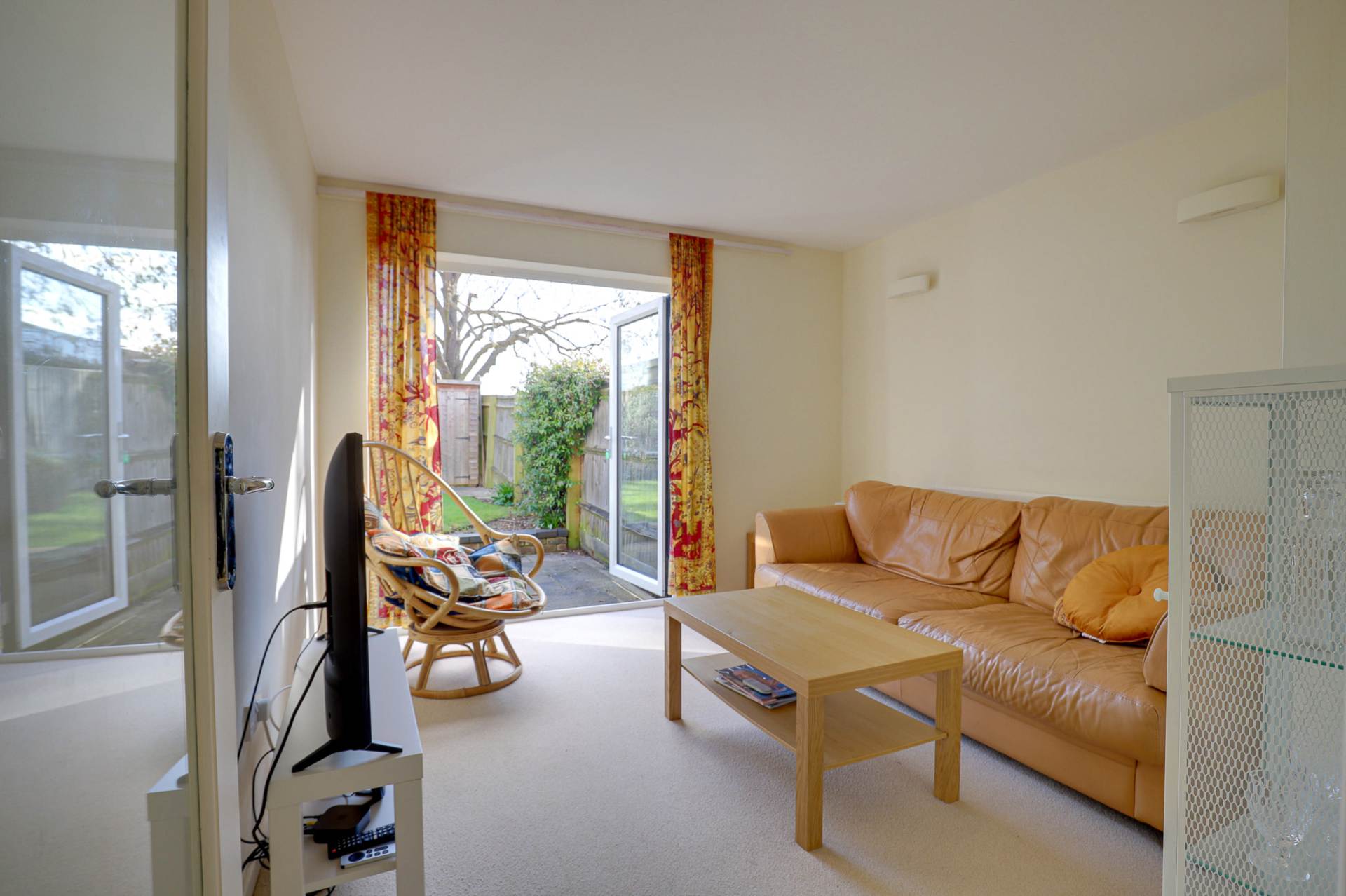 Field View, Caversham, Image 8