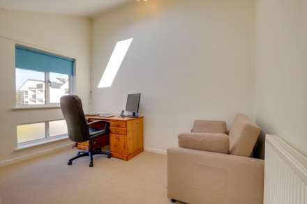 Field View, Caversham, Image 15