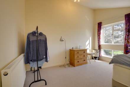Field View, Caversham, Image 17
