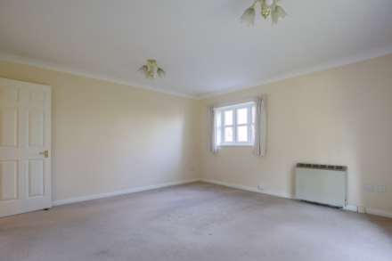 Beech Court, Balmore Park, Reading, Image 5