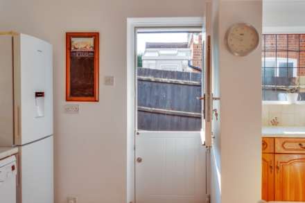 Kidmore End Road, Emmer Green, Image 13