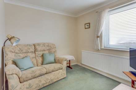 St David's Close, Caversham Heights, Reading, Image 13